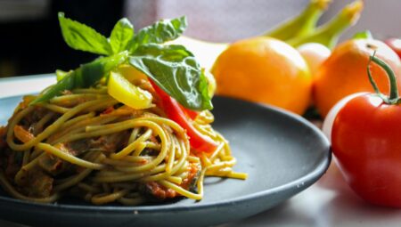 bolonez soslu spagetti nefis yemek tarifleri
